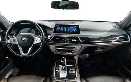BMW 7 серия, 2016 год, 4 750 000 рублей, 13 фотография