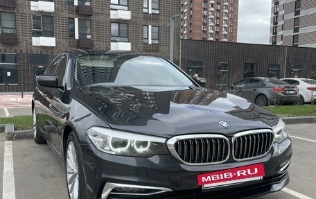 BMW 5 серия, 2019 год, 3 550 000 рублей, 2 фотография