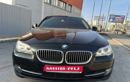 BMW 5 серия, 2013 год, 1 900 000 рублей, 8 фотография