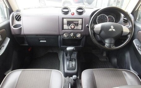 Mitsubishi Pajero Mini II, 2012 год, 659 999 рублей, 9 фотография
