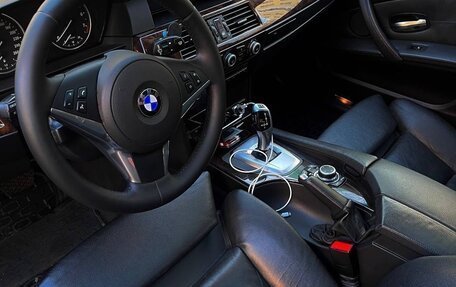BMW 5 серия, 2007 год, 1 900 000 рублей, 9 фотография