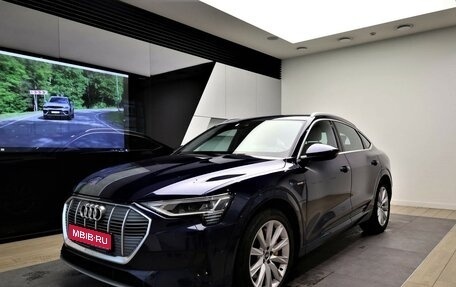 Audi e-tron Sportback I, 2021 год, 8 400 000 рублей, 1 фотография