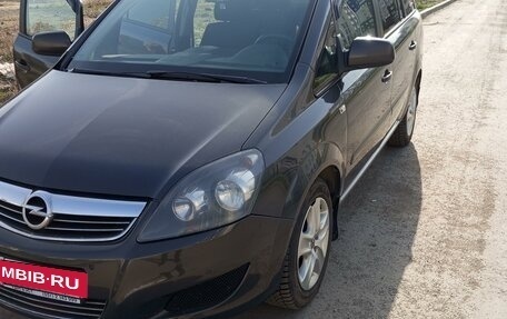 Opel Zafira B, 2013 год, 1 100 000 рублей, 6 фотография