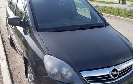 Opel Zafira B, 2013 год, 1 100 000 рублей, 7 фотография