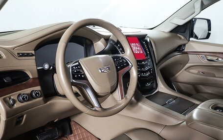 Cadillac Escalade IV, 2015 год, 5 198 000 рублей, 17 фотография
