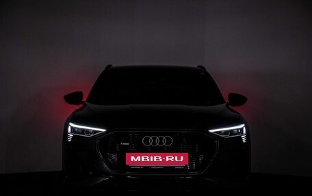 Audi e-tron I, 2020 год, 5 700 000 рублей, 3 фотография