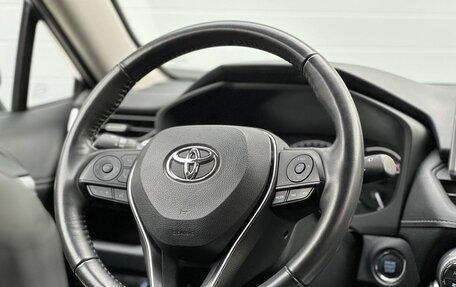 Toyota RAV4, 2021 год, 3 990 000 рублей, 26 фотография