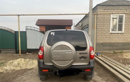 Chevrolet Niva I рестайлинг, 2018 год, 950 000 рублей, 6 фотография