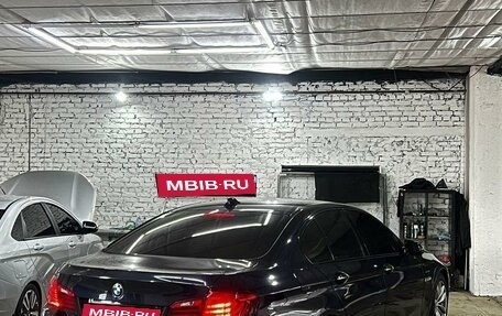 BMW 5 серия, 2015 год, 2 500 000 рублей, 18 фотография
