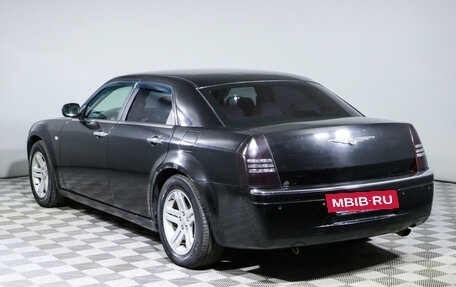 Chrysler 300C II, 2005 год, 770 000 рублей, 7 фотография