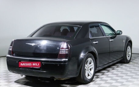 Chrysler 300C II, 2005 год, 770 000 рублей, 5 фотография