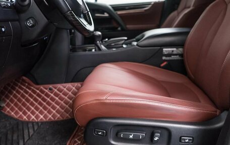 Lexus LX III, 2019 год, 9 899 000 рублей, 18 фотография