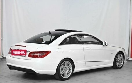 Mercedes-Benz E-Класс, 2012 год, 1 650 000 рублей, 4 фотография