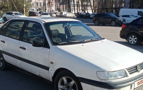 Volkswagen Passat B4, 1995 год, 175 000 рублей, 2 фотография