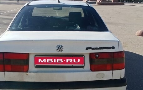 Volkswagen Passat B4, 1995 год, 175 000 рублей, 3 фотография