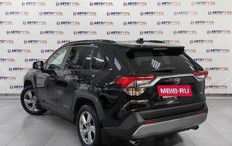Toyota RAV4, 2021 год, 3 599 000 рублей, 2 фотография