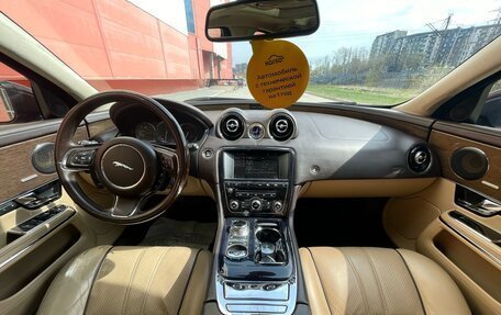 Jaguar XJ IV (X351), 2011 год, 1 985 000 рублей, 15 фотография