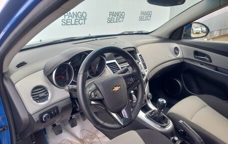 Chevrolet Cruze II, 2011 год, 815 000 рублей, 16 фотография