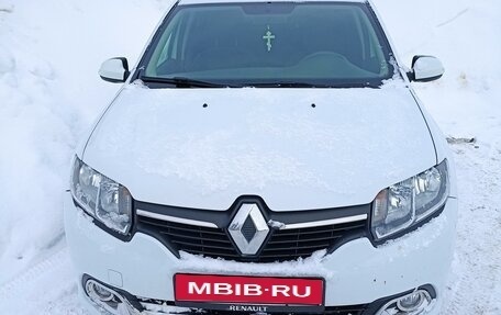 Renault Logan II, 2016 год, 950 000 рублей, 3 фотография