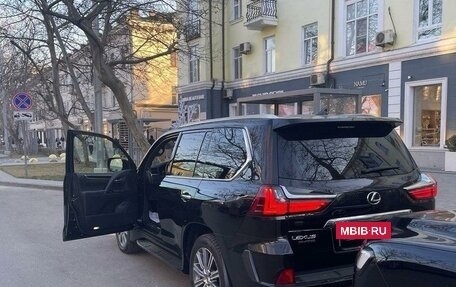 Lexus LX III, 2017 год, 9 000 000 рублей, 7 фотография