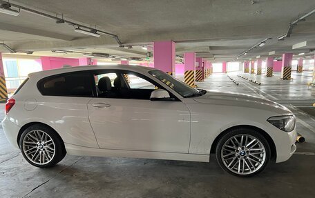 BMW 1 серия, 2012 год, 1 300 000 рублей, 2 фотография