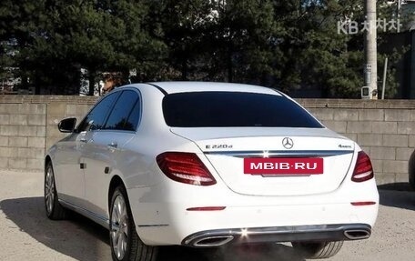 Mercedes-Benz E-Класс, 2020 год, 2 795 001 рублей, 3 фотография