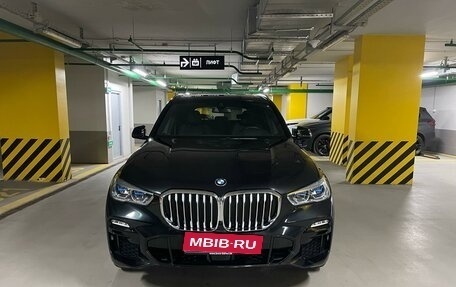 BMW X5, 2019 год, 7 245 000 рублей, 2 фотография