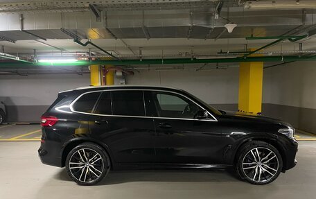 BMW X5, 2019 год, 7 245 000 рублей, 4 фотография