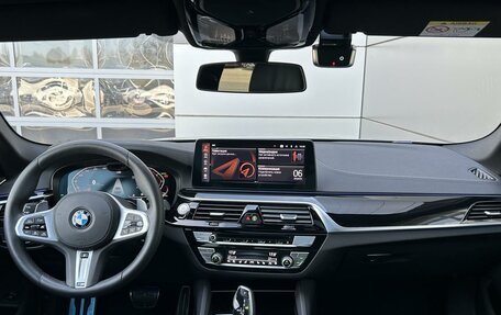 BMW 5 серия, 2020 год, 6 250 000 рублей, 14 фотография