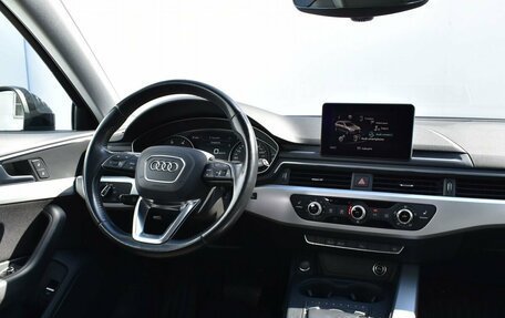 Audi A4, 2018 год, 2 150 000 рублей, 10 фотография