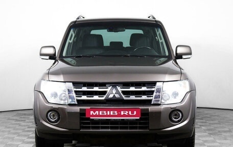 Mitsubishi Pajero IV, 2011 год, 2 405 000 рублей, 2 фотография