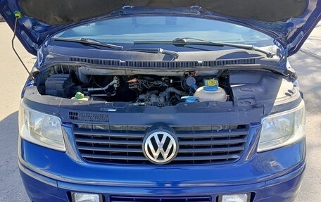 Volkswagen Transporter T5 рестайлинг, 2006 год, 1 177 000 рублей, 9 фотография