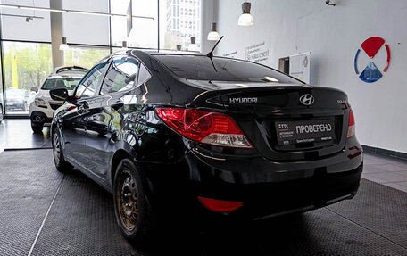 Hyundai Solaris II рестайлинг, 2013 год, 830 000 рублей, 7 фотография