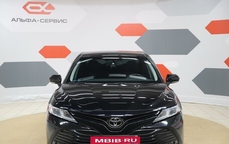 Toyota Camry, 2019 год, 3 150 000 рублей, 2 фотография