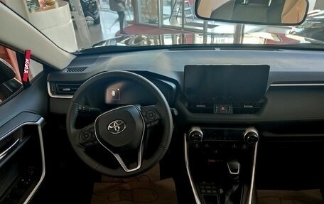 Toyota RAV4, 2024 год, 4 320 000 рублей, 7 фотография