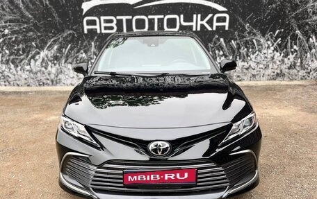 Toyota Camry, 2021 год, 3 350 000 рублей, 3 фотография
