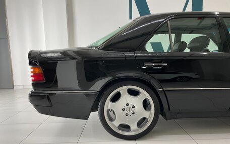 Mercedes-Benz W124, 1992 год, 6 700 000 рублей, 11 фотография