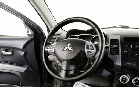 Mitsubishi Outlander III рестайлинг 3, 2007 год, 925 000 рублей, 12 фотография