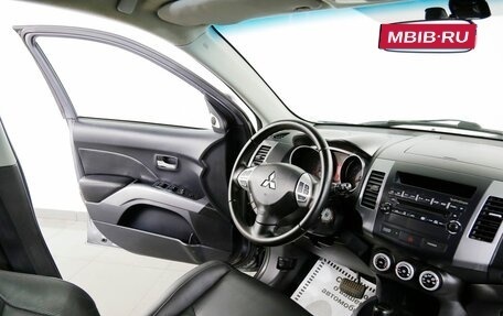 Mitsubishi Outlander III рестайлинг 3, 2007 год, 925 000 рублей, 10 фотография
