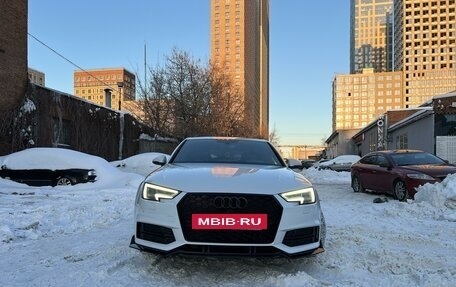Audi A4, 2018 год, 2 600 000 рублей, 9 фотография