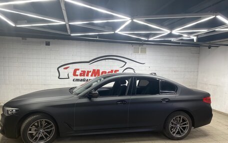 BMW 5 серия, 2019 год, 2 700 000 рублей, 2 фотография