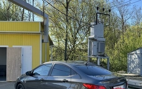 Hyundai Solaris II рестайлинг, 2012 год, 880 000 рублей, 3 фотография
