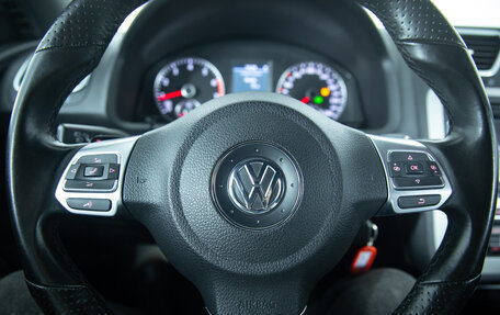 Volkswagen Scirocco III рестайлинг, 2011 год, 1 660 000 рублей, 13 фотография