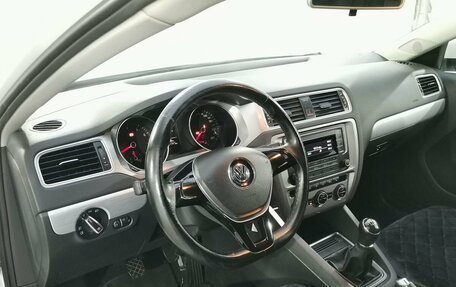 Volkswagen Jetta VI, 2017 год, 1 710 000 рублей, 16 фотография