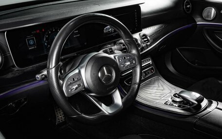 Mercedes-Benz E-Класс, 2019 год, 4 799 000 рублей, 11 фотография