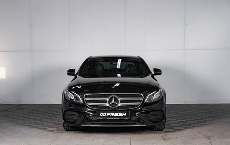 Mercedes-Benz E-Класс, 2019 год, 4 799 000 рублей, 3 фотография