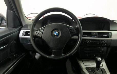 BMW 3 серия, 2006 год, 1 050 000 рублей, 8 фотография