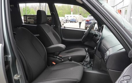 Chevrolet Niva I рестайлинг, 2017 год, 949 000 рублей, 8 фотография