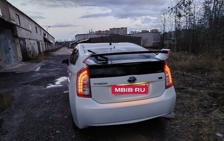 Toyota Prius, 2013 год, 1 645 000 рублей, 6 фотография