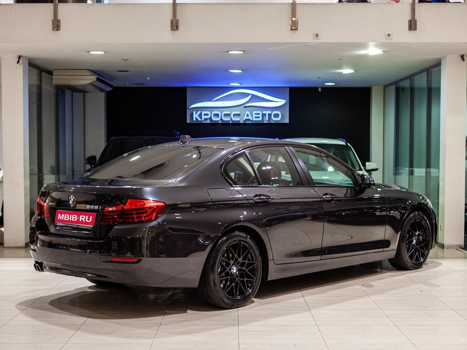 BMW 5 серия, 2013 год, 1 649 000 рублей, 2 фотография